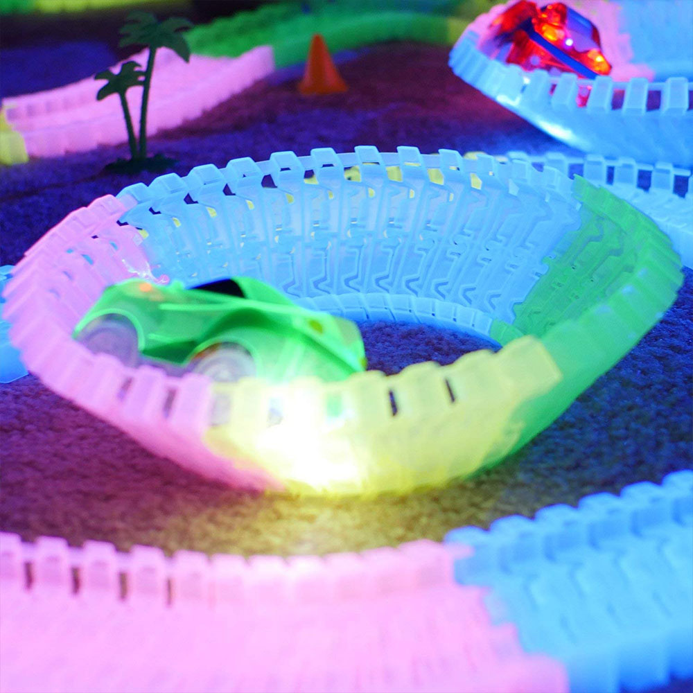 WIELOKOLOROWY ŚWIECĄCY TOR LED – MAGIC TRACKS - obrazek 7