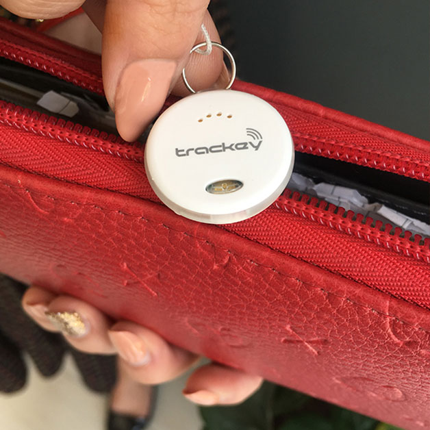 TRACKEY™ – TWOJE INTELIGENTNE URZĄDZENIE ŚLEDZĄCE BLUETOOTH DO SAMOCHODU - obrazek 4